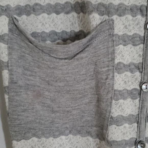 Striped Buttoned Top - Picture 6 of 7